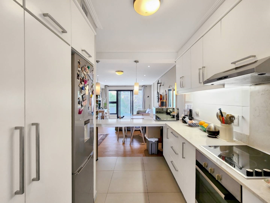 2 Bedroom Property for Sale in Vredehoek Western Cape